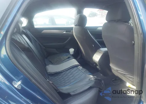 2018 Hyundai Sonata Sport z USA, uszkodzony, nr VIN 5NPE34AF9JH684381